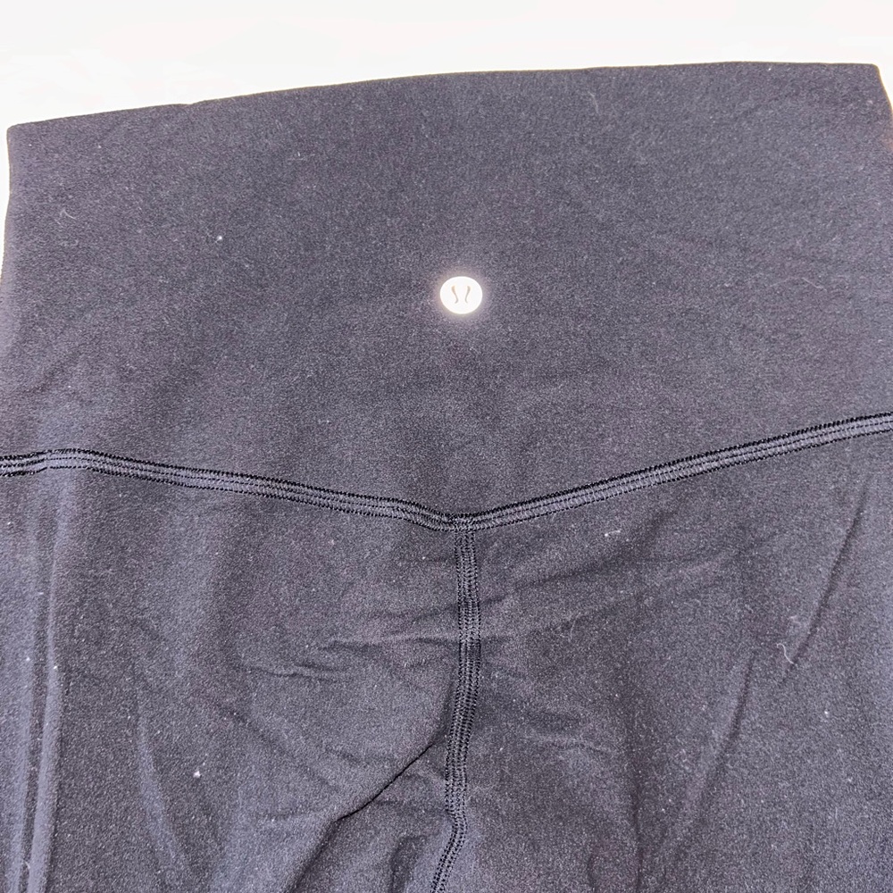 Lululemon Black High-Waisted capri Leggings